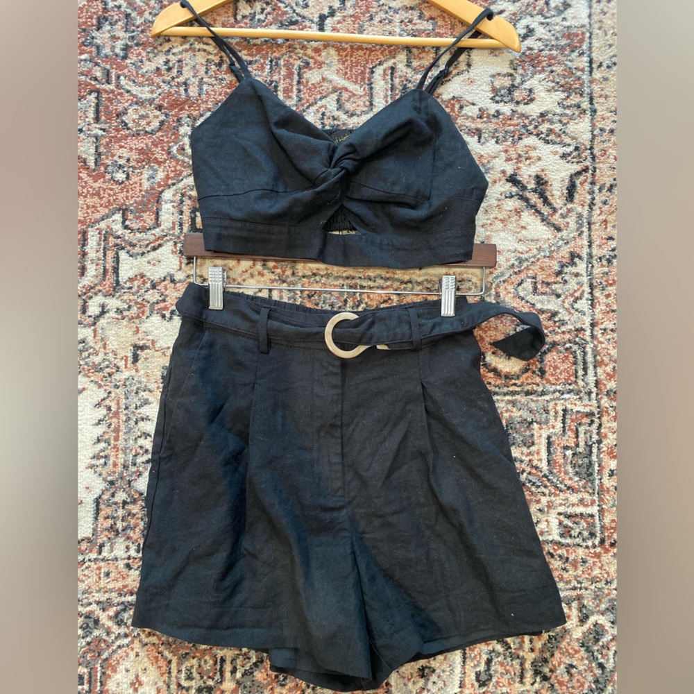 Black linen short and tank set- House or Harlow